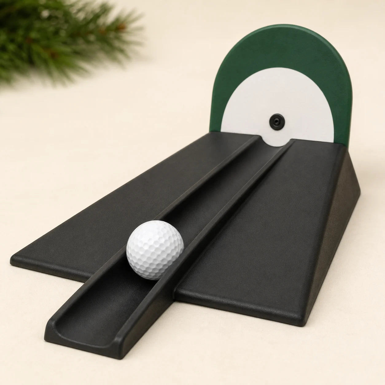 Golf Ball Return Trainer — function and construction detail