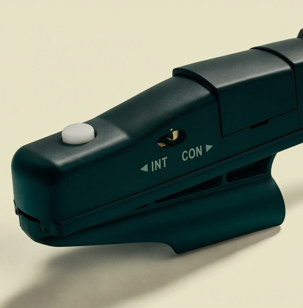 Adjustable laser head controls clamp and battery compartment