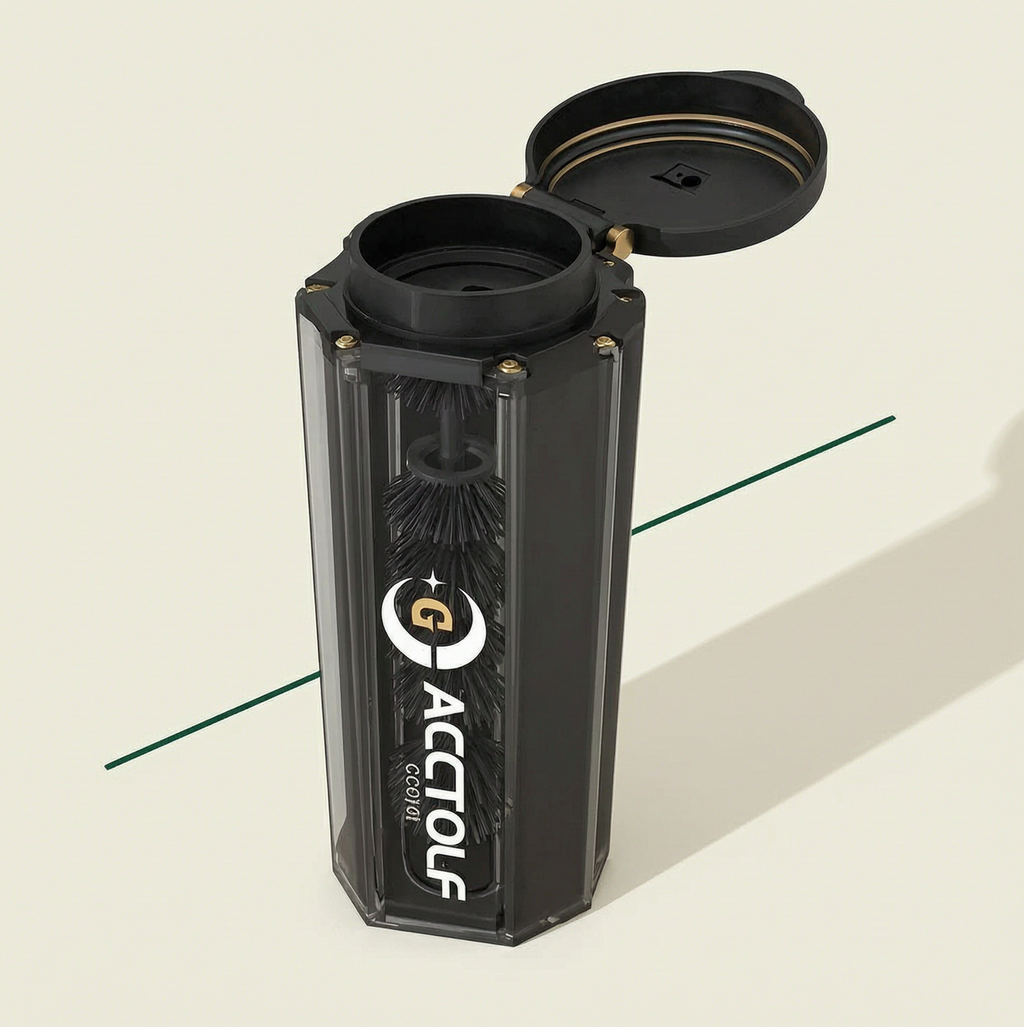 Internal brush chamber of the portable golf ball cleaner